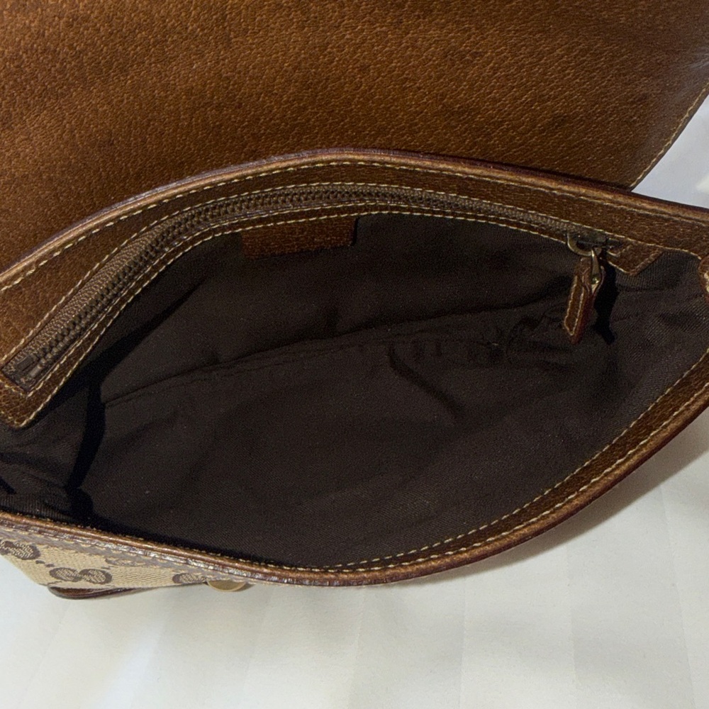 ‼️Vintage Gucci Pelham Runway Studded GG Monogram Striped Strap Shoulder Bag - Picture 13 of 16